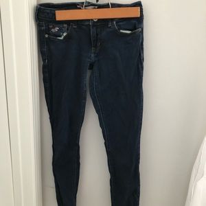 dark wash Hollister skinny jeans, size 5s